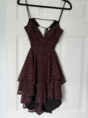 Sky to Moon floral flowy romper size small